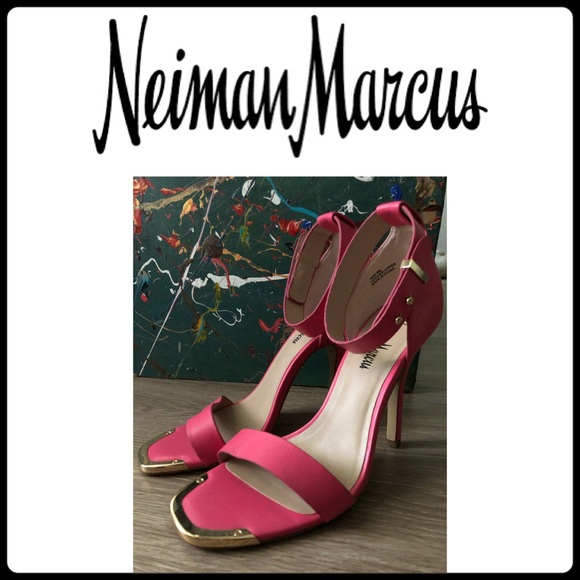 Neiman Marcus Shoes - NEIMAN MARCUS Yani Ankle-Strap Sandal || Pink Sz 8